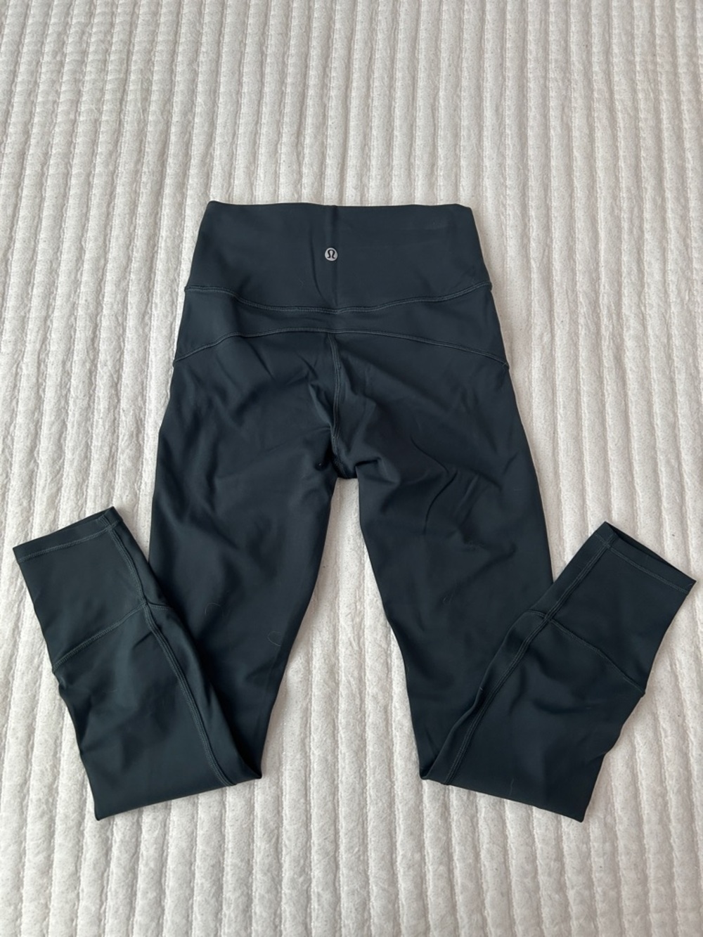 Lululemon Dark Teal Workout Leggings with Hidden Waist Pocket - Picture 2 of 4